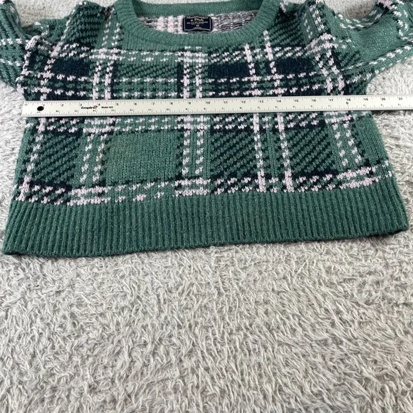 Abercrombie Fitch Plaid Cropped Sweater Green Pink Womens Size XS - Picture 3 of 9